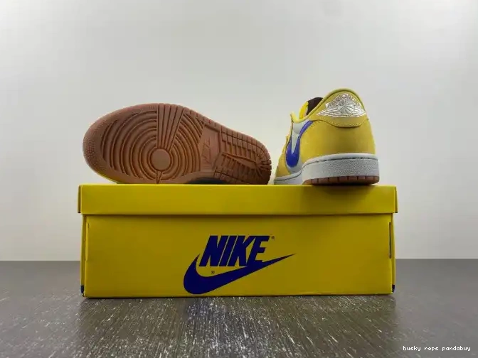 Cheap Husky Low Travis x 1 Air Jordan OG Canary DZ4137-700 Scott 0513